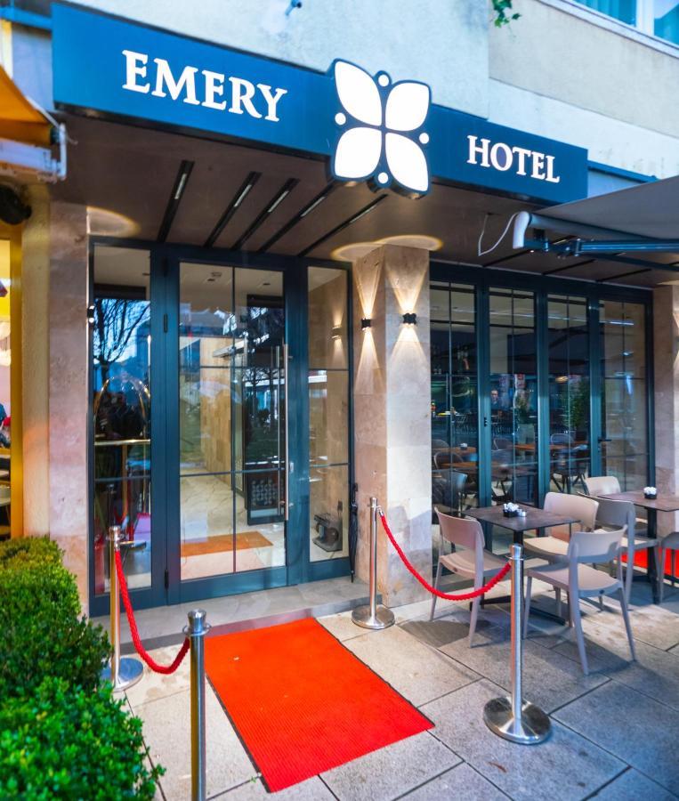Emery Hotel Prisztina Zewnętrze zdjęcie