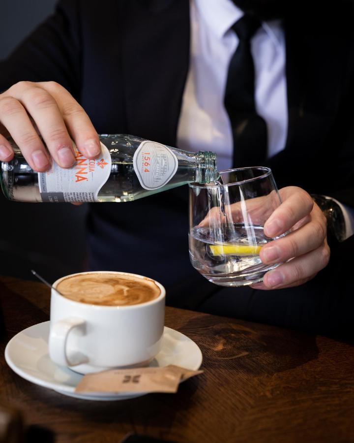 Emery Hotel Prisztina Zewnętrze zdjęcie
