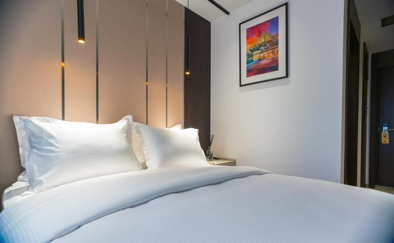 Emery Hotel Prisztina Zewnętrze zdjęcie