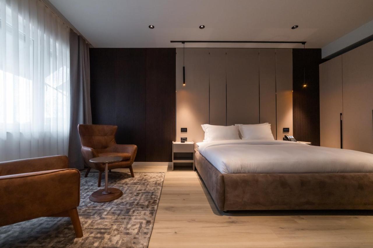 Emery Hotel Prisztina Zewnętrze zdjęcie