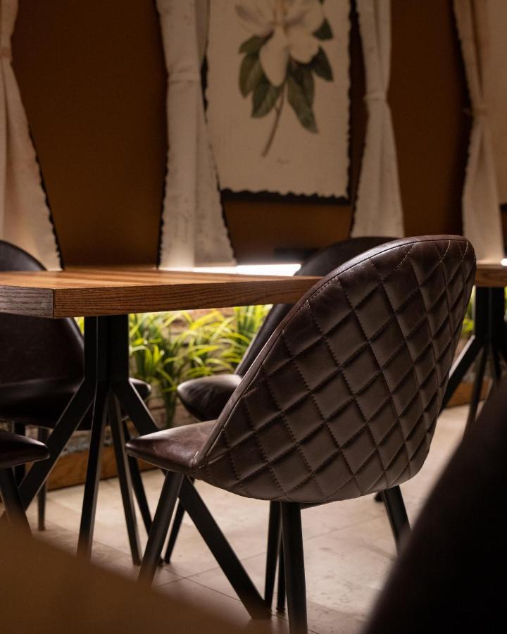 Emery Hotel Prisztina Zewnętrze zdjęcie