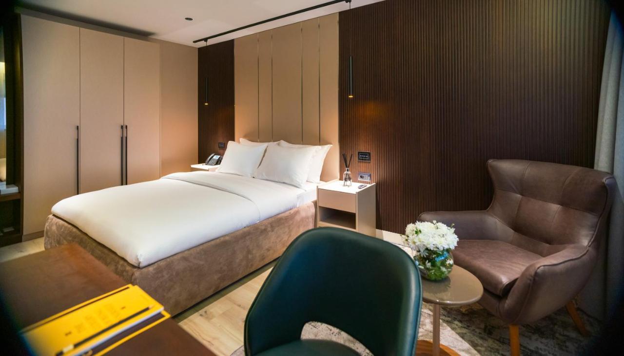 Emery Hotel Prisztina Zewnętrze zdjęcie