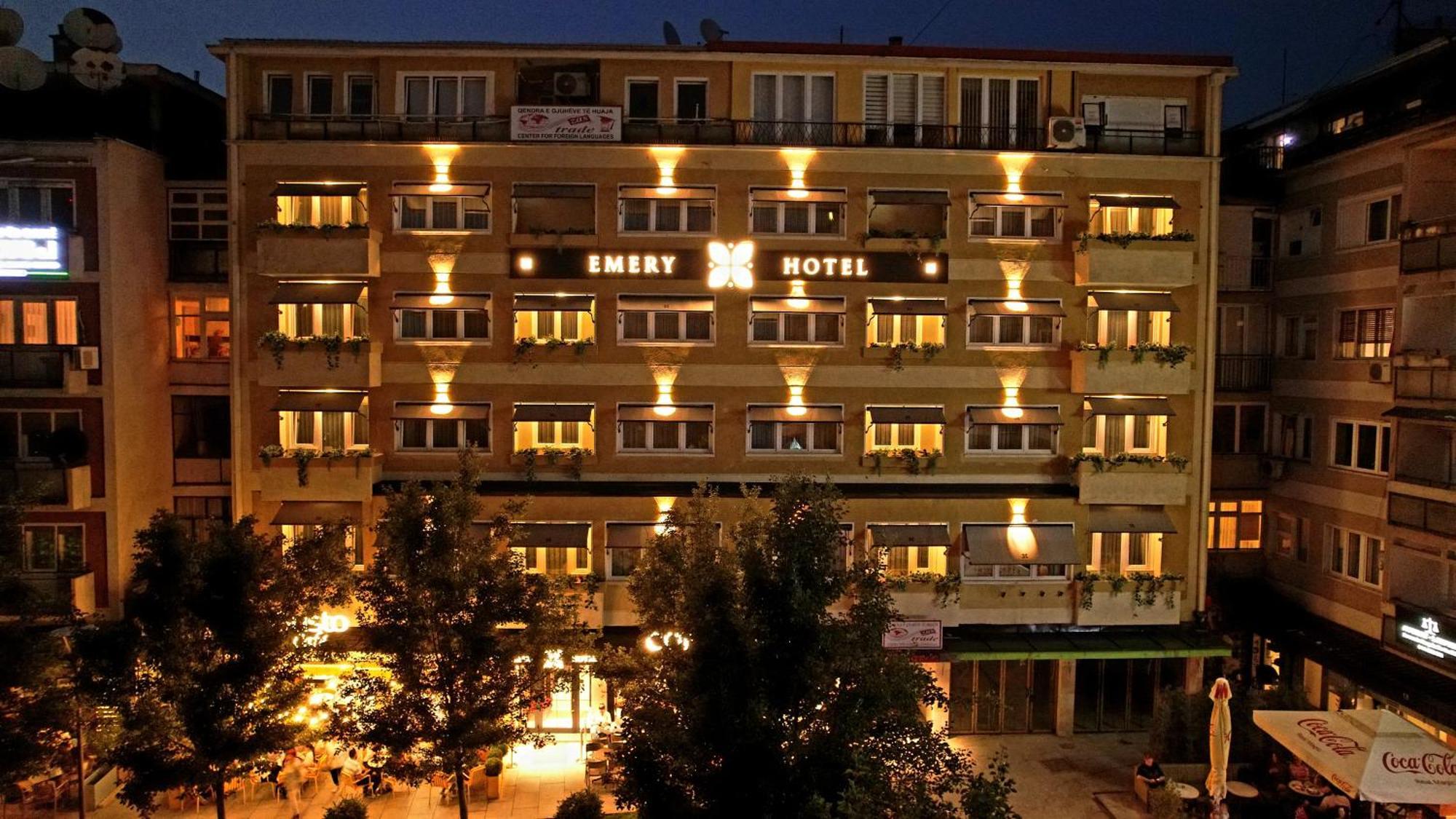 Emery Hotel Prisztina Zewnętrze zdjęcie